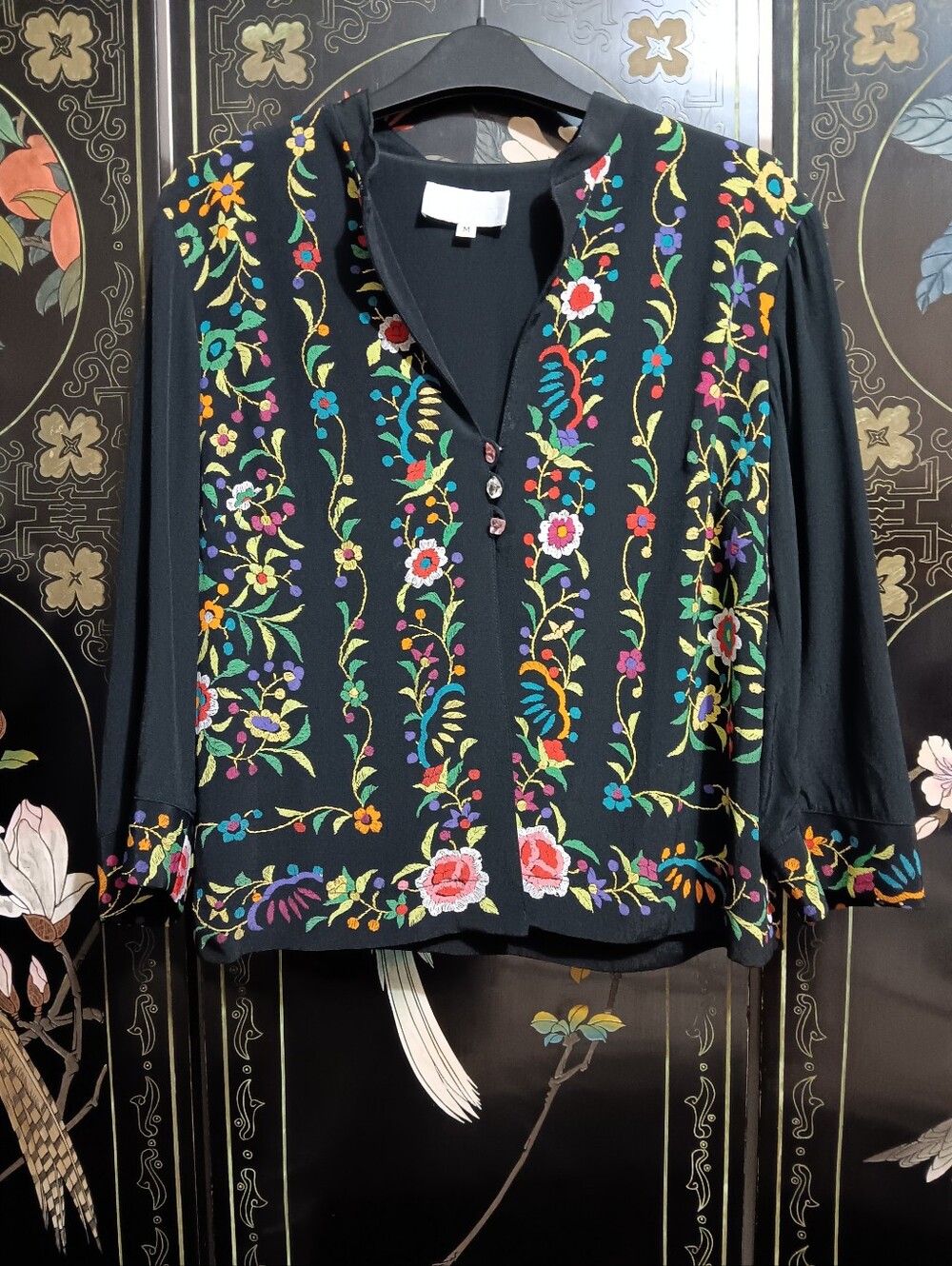 Black Floral Button-Front Women's Top